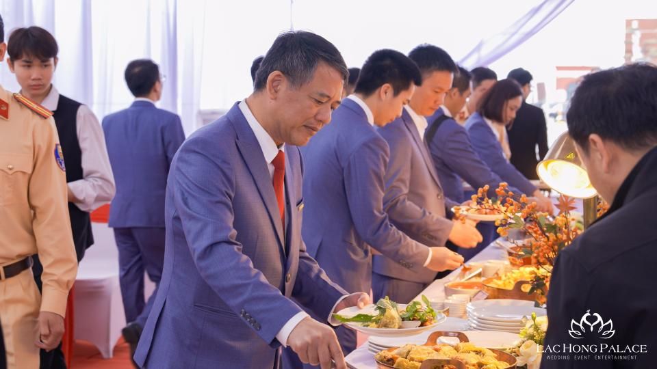 giới thiệu lạc hồng palace