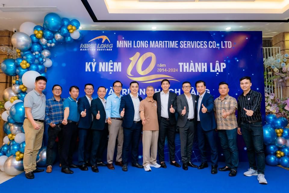 intro tiệc cưới 3