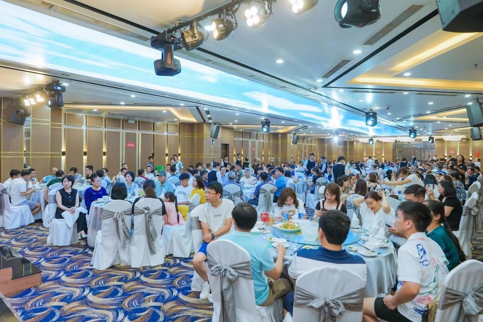 giới thiệu lạc hồng palace