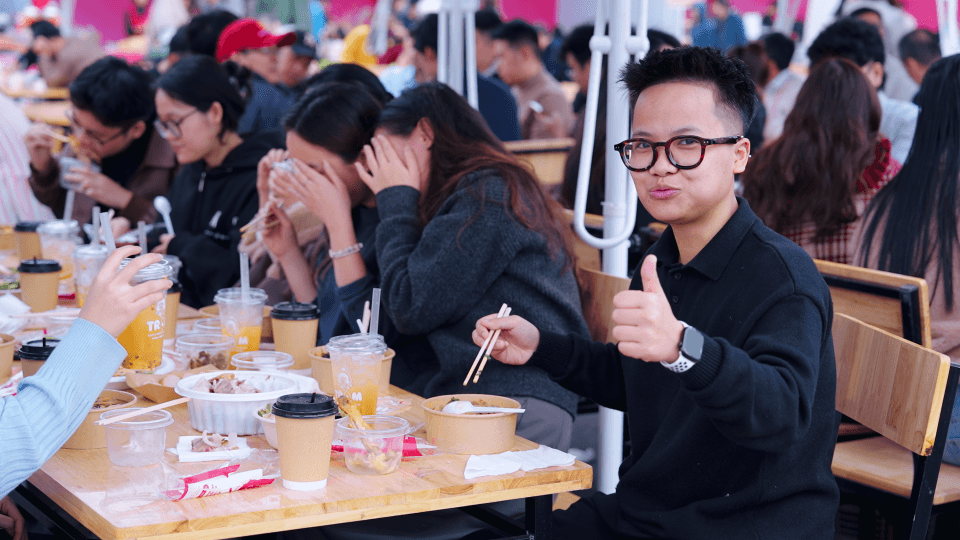 intro tiệc cưới 3