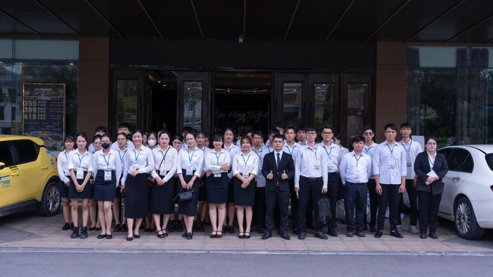 intro tiệc cưới 2