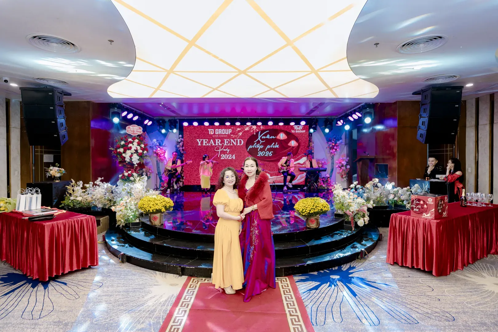 intro tiệc cưới 3